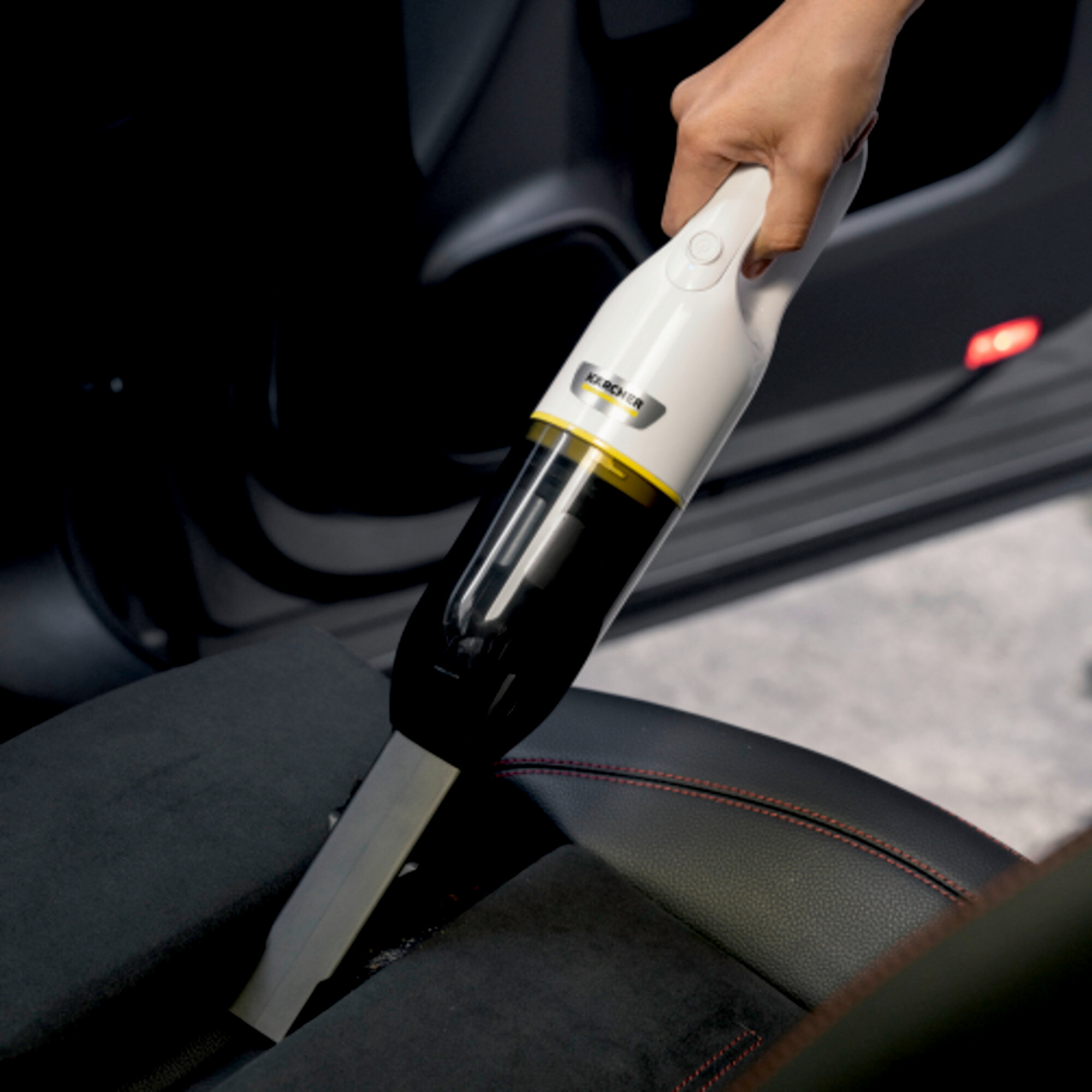 Пылесос ручной аккумуляторный KARCHER CVH 2 1.198-330.0