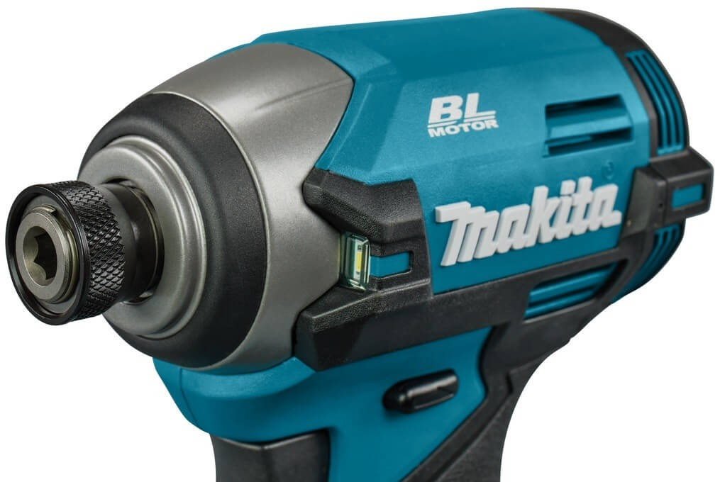 Шуруповерт аккумуляторный ударный MAKITA XGT TD003GA201