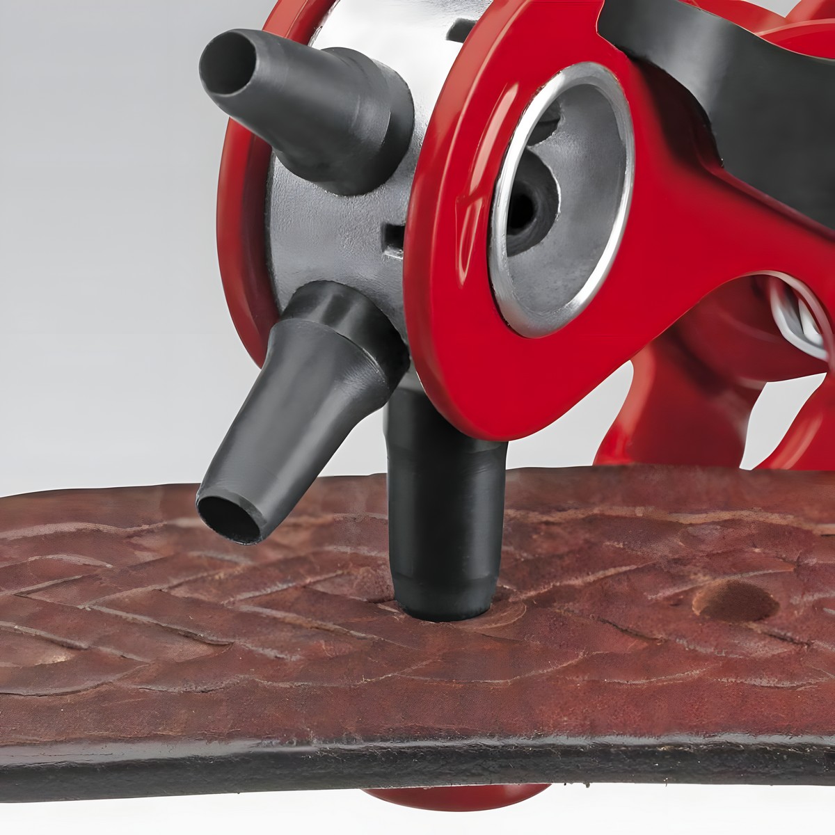 Клещи просечные KNIPEX KN-9070220