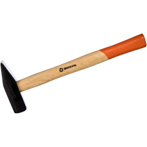 Молоток 800 гр., квадратный боек, деревянная ручка ВИХРЬ