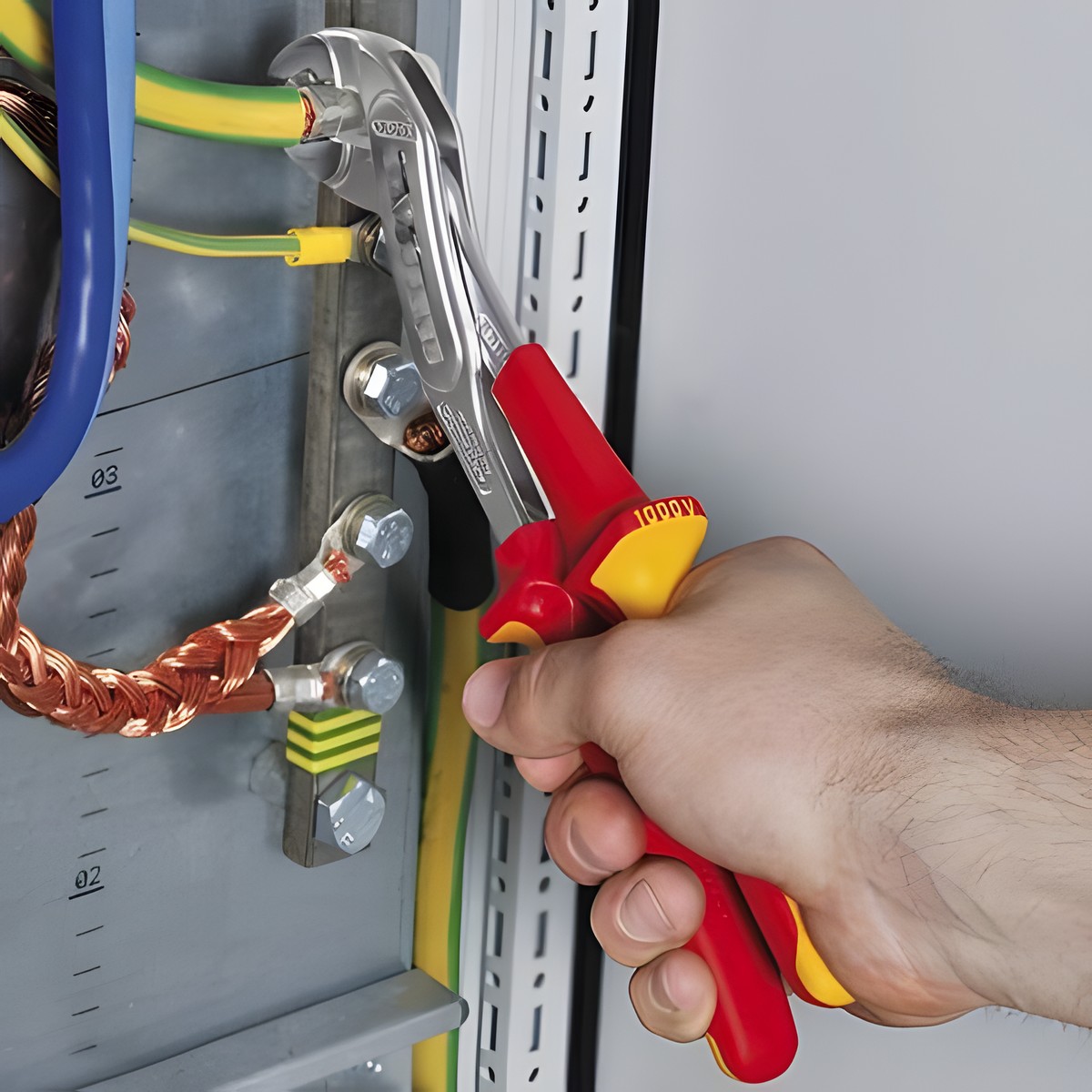 Клещи переставные трубные 250 мм Alligator (хром) KNIPEX KN-8806250