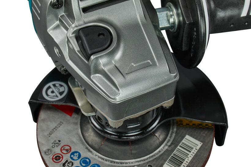 Шлифмашина угловая аккумуляторная MAKITA XGT GA050GZ (без АКБ и ЗУ)