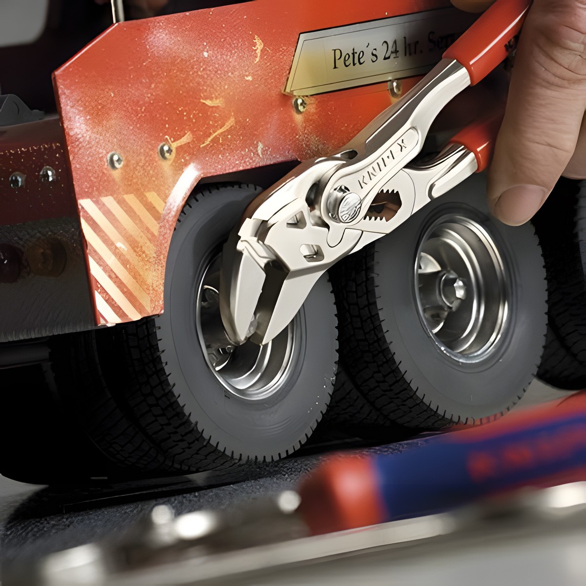 Клещи переставные 150 мм (хром) KNIPEX KN-8603150