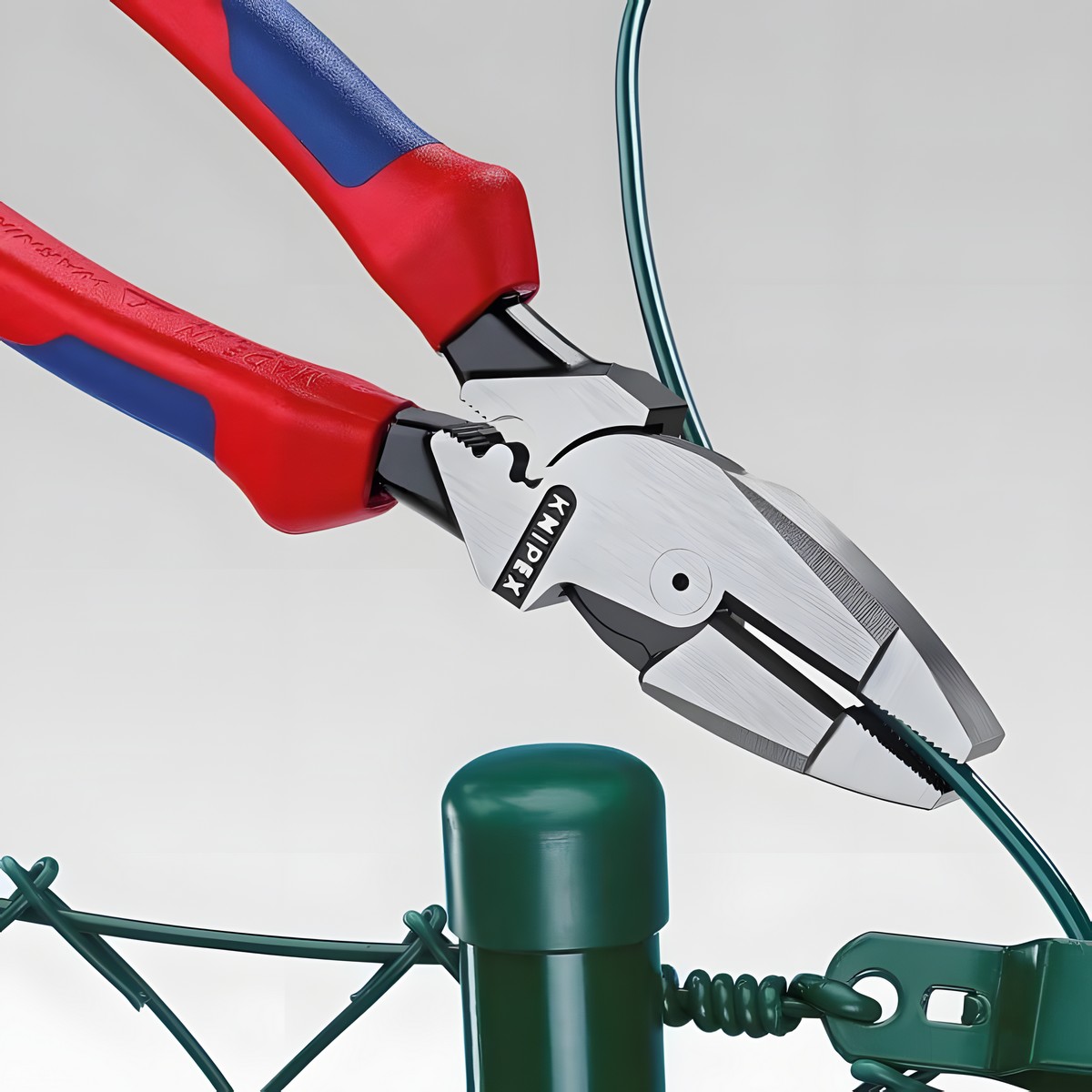 Плоскогубцы 240 мм (черн) KNIPEX KN-0912240