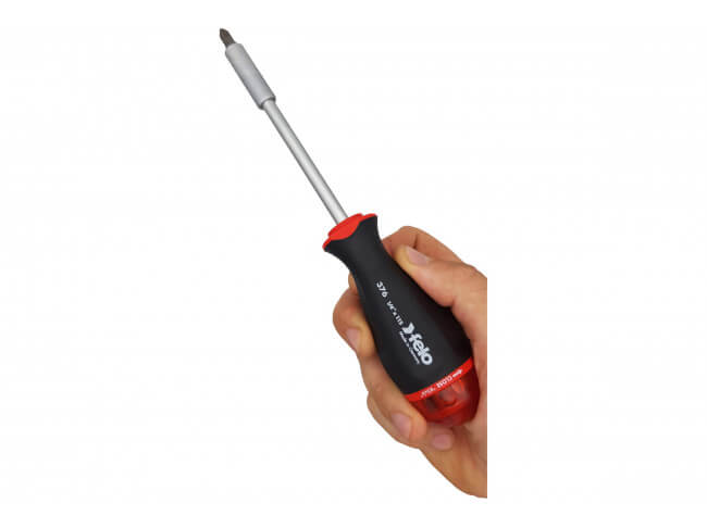 Отвертка с увеличенным магнитным держателем и набором бит, 8 шт. FELO 37604105