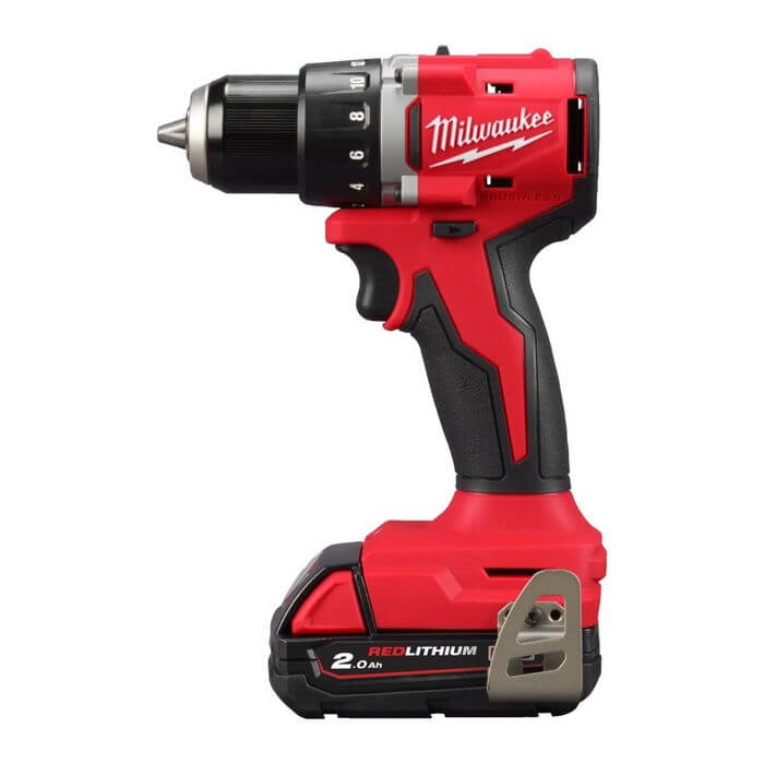 Дрель-шуруповерт аккумуляторная MILWAUKEE M18 BLDDRC-202C 4933492833