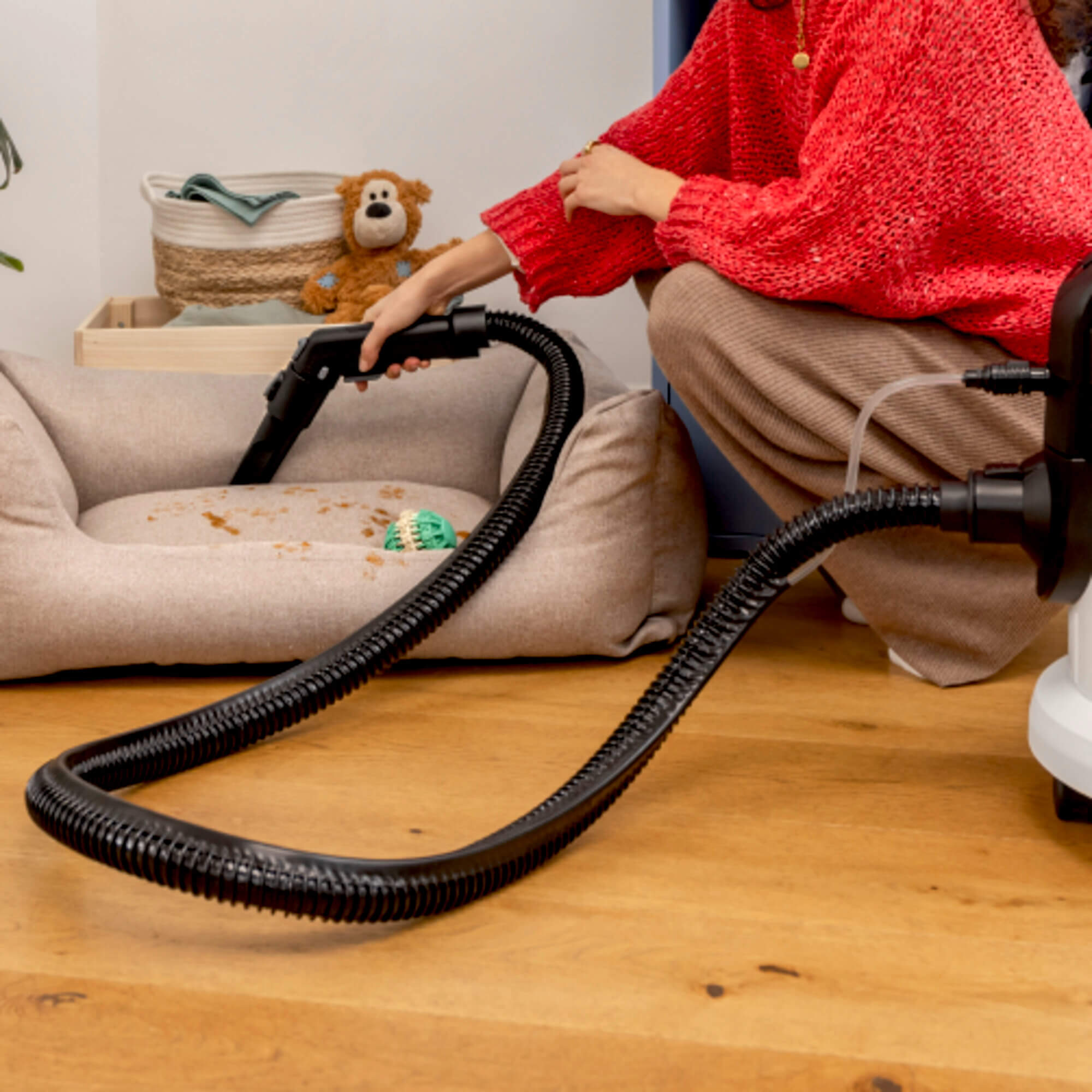 Пылесос моющий KARCHER SE 4