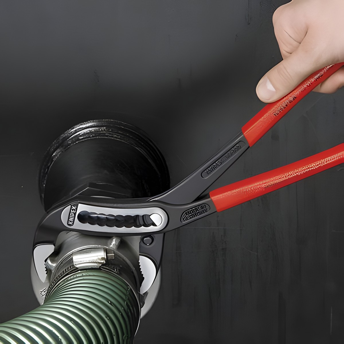 Клещи переставные трубные 300 мм Alligator (черн) KNIPEX KN-8801300