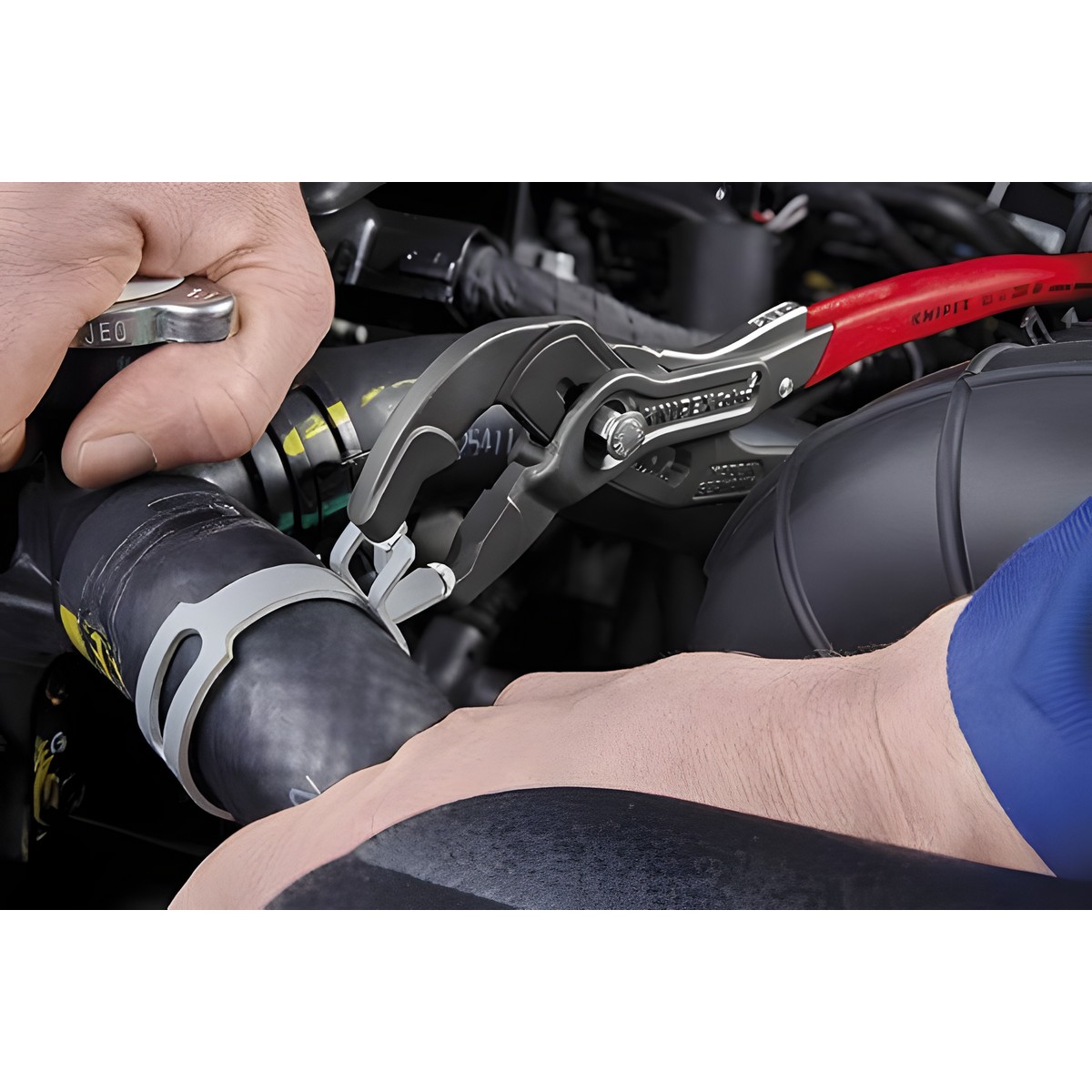 Щипцы для пружинных хомутов KNIPEX KN-8551250AF