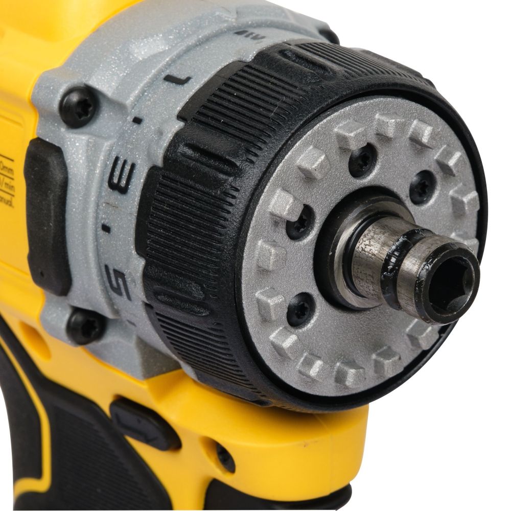 Дрель аккумуляторная DEWALT DCD703NT (4 патрона в комплекте, без АКБ и ЗУ)