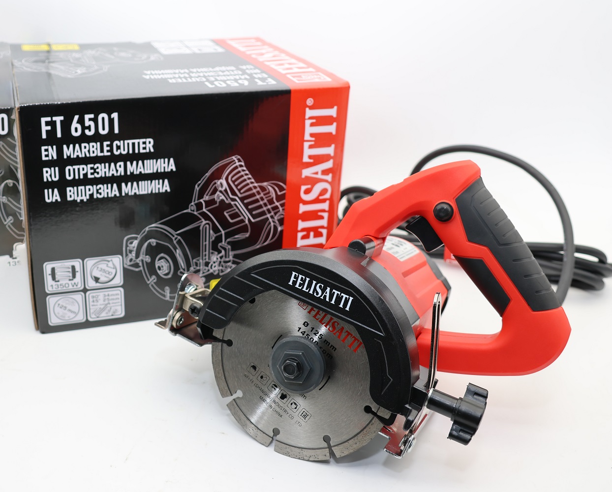 Пила дисковая алмазная FELISATTI FT6501 HD (1350ВТ, 125 диск,подача воды)