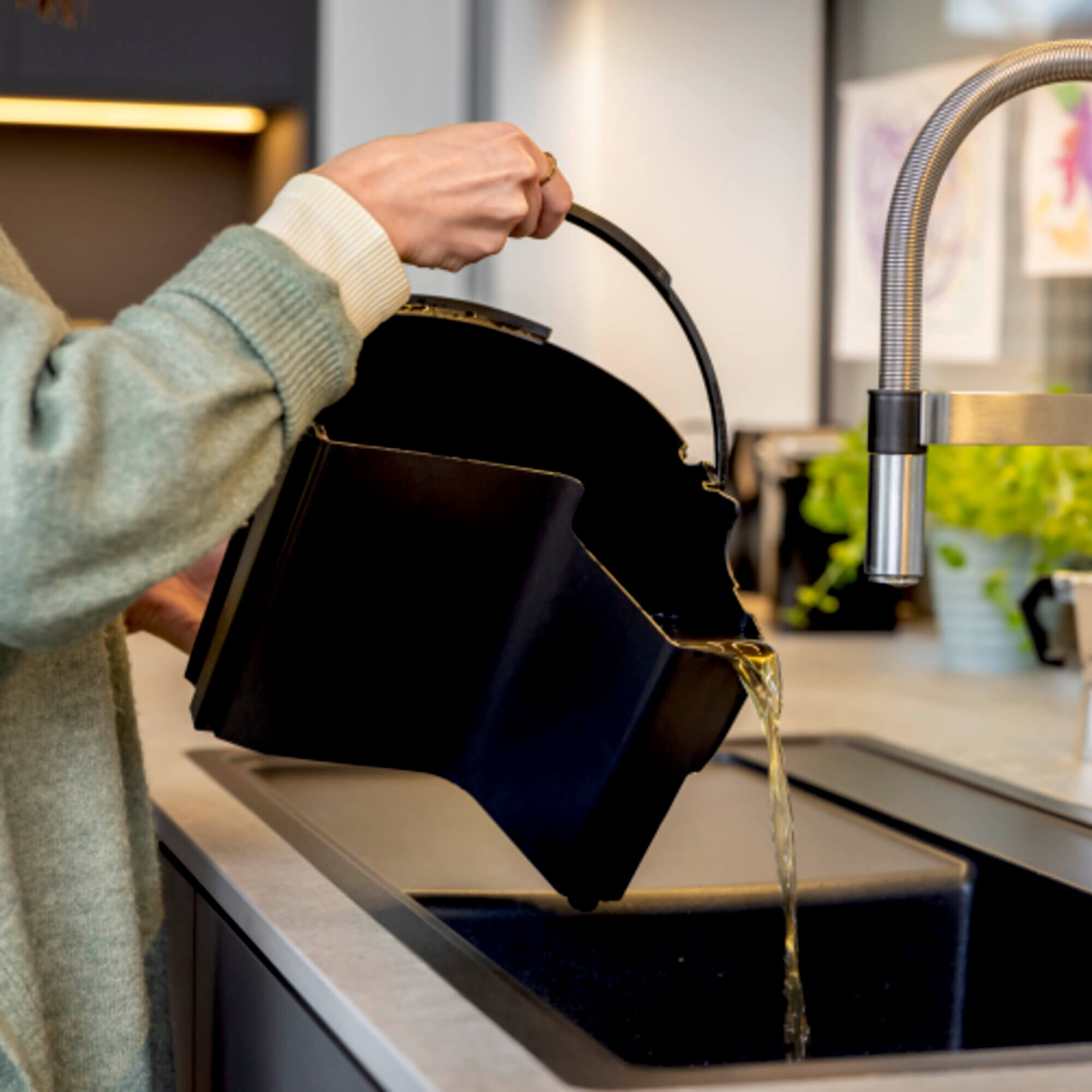 Пылесос моющий KARCHER SE 5