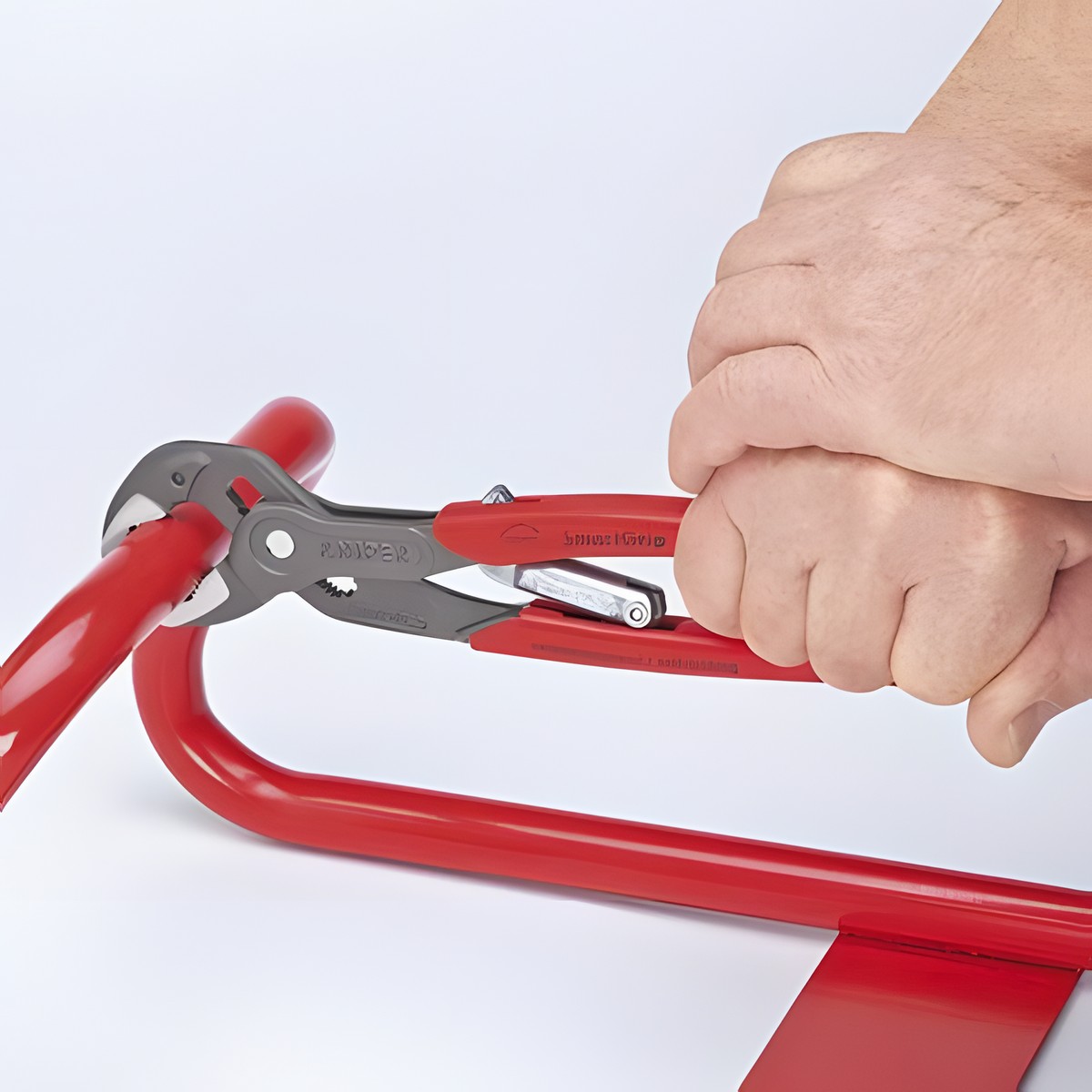 Клещи переставные трубные 250 мм SmartGrip (черн) KNIPEX KN-8501250
