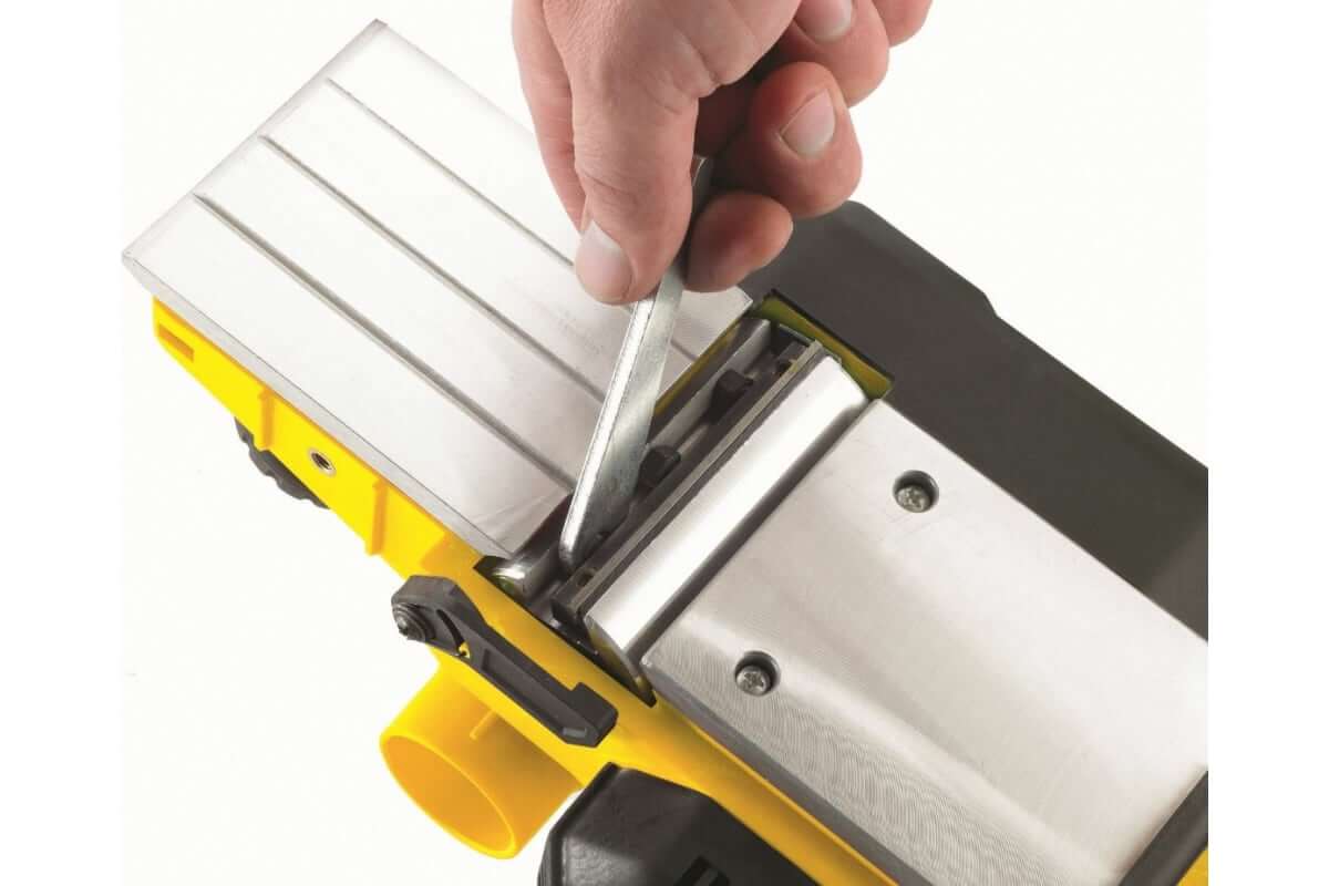 Рубанок STANLEY STPP7502-RU