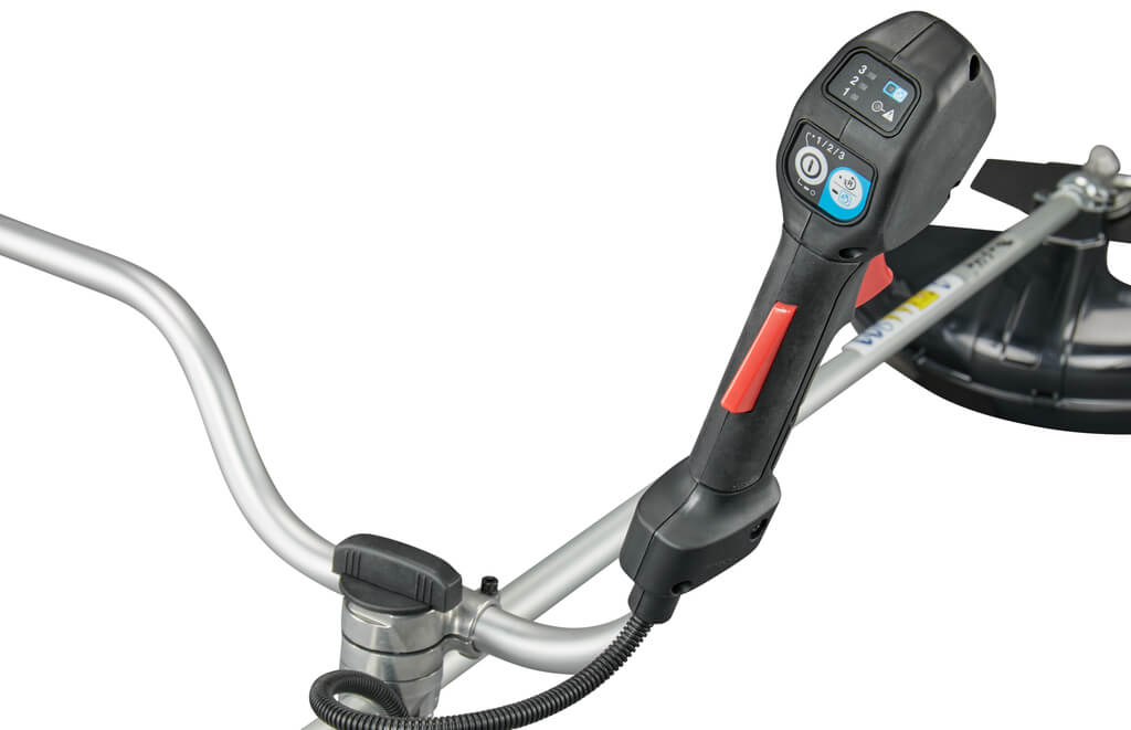 Триммер аккумуляторный MAKITA XGT UR006GZ06 (без АКБ и ЗУ)