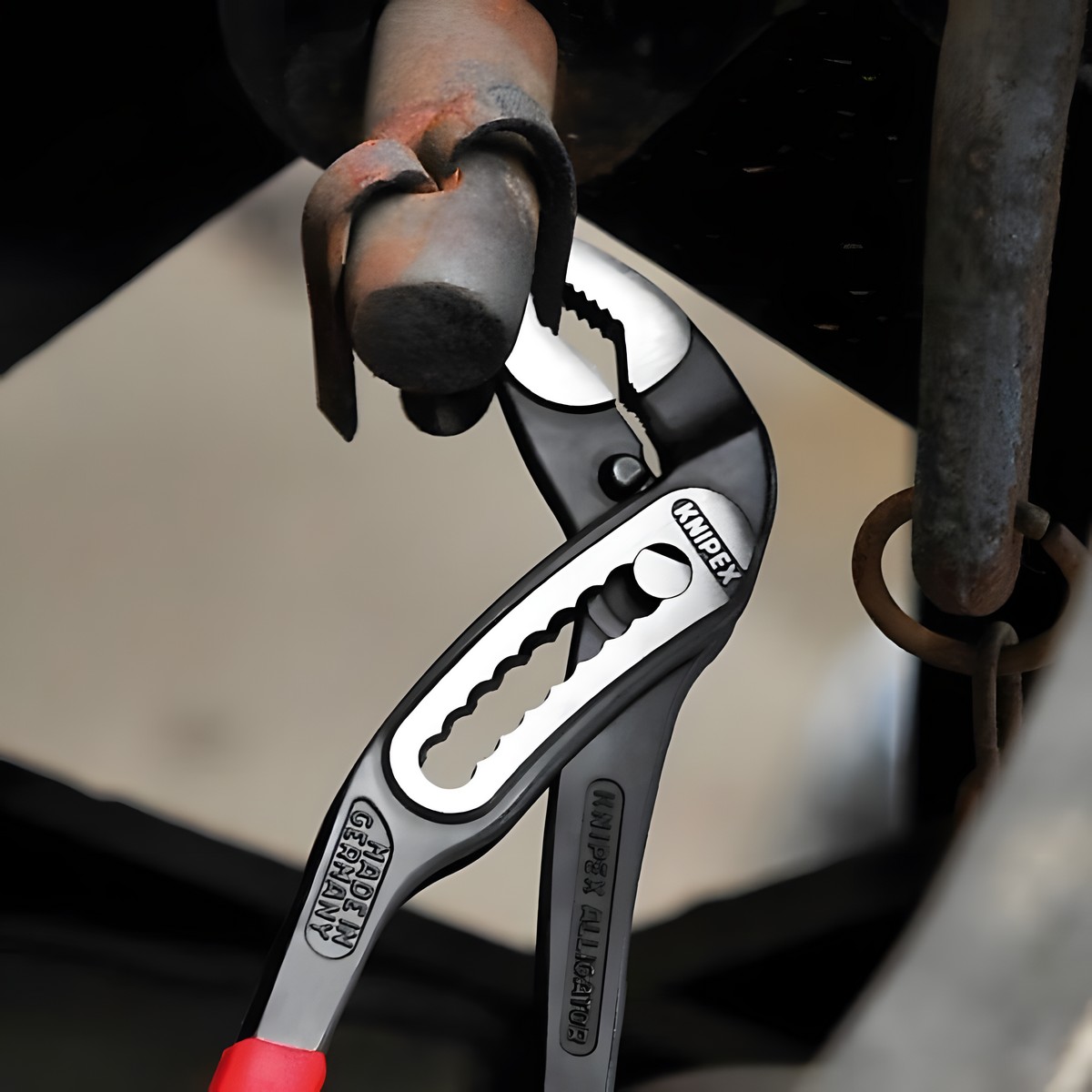 Клещи переставные трубные 250 мм Alligator (черн) KNIPEX KN-8801250