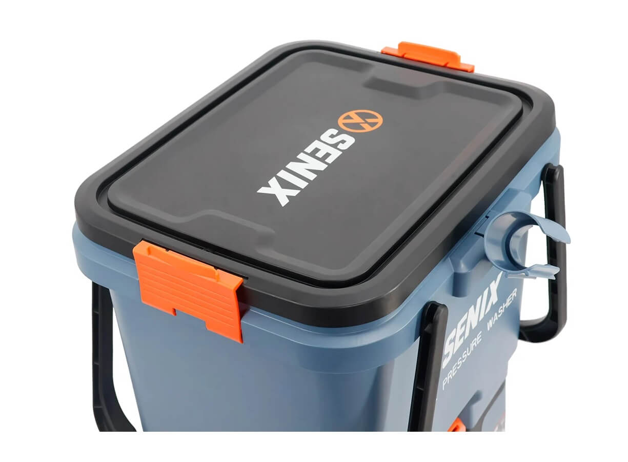 Мойка высокого давления аккумуляторная SENIX HPWX2-M2-EU