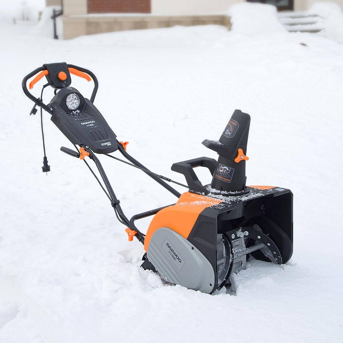 Снегоуборочник электрический DAEWOO DAST 3000E