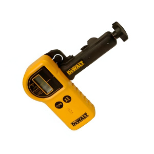 Детектор цифровой лазерный DEWALT DE0772 (водонепроницаемый, с зажимом)