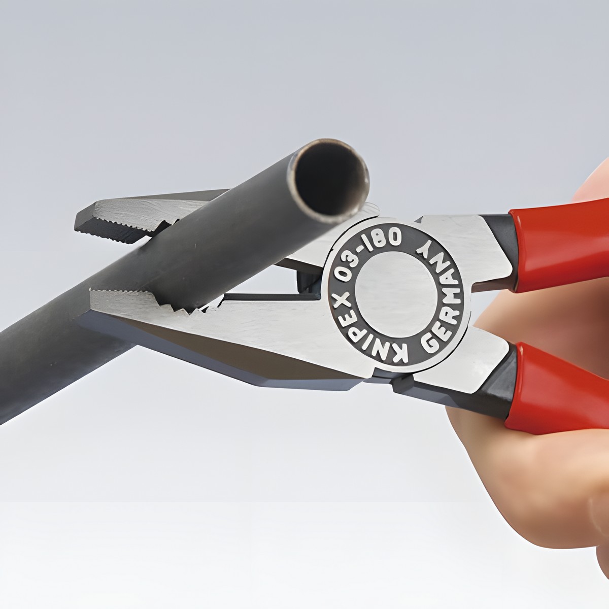 Плоскогубцы 180 мм (черн) KNIPEX KN-0301180